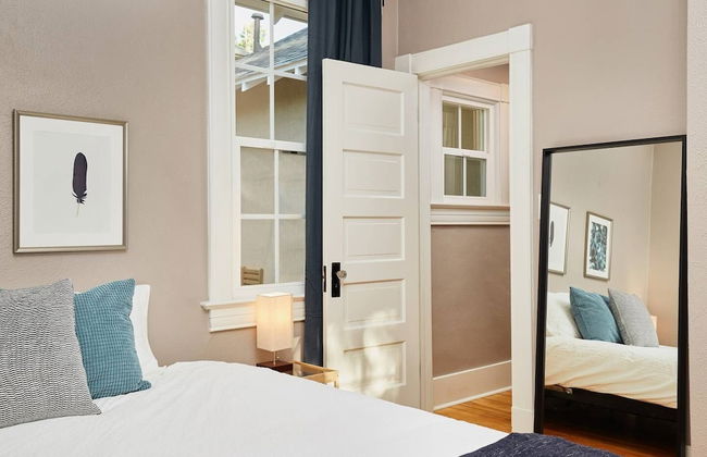 2BR Olympic Center Downtown - Foto 3