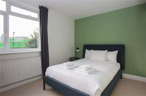 Foto 6 - Lovely 2 Bedroom Flat Near Whitechapel Station