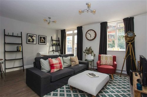 Foto 19 - Lovely 2 Bedroom Flat Near Whitechapel Station