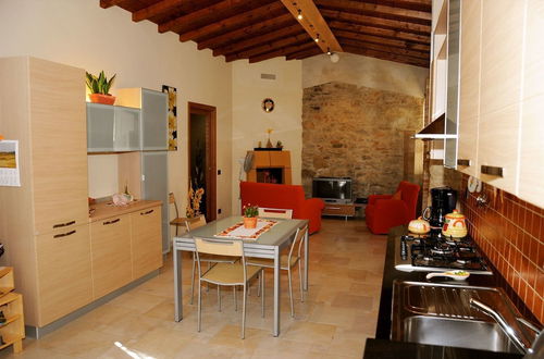 Foto 6 - Wonderful private villa for 4 people with WIFI, pool, A/C, TV, terrace and parking