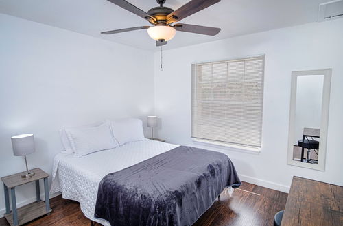 Photo 2 - Explore Pearl 2br/2ba Near DT and Riverwalk