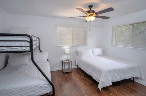 Photo 3 - Explore Pearl 2br/2ba Near DT and Riverwalk