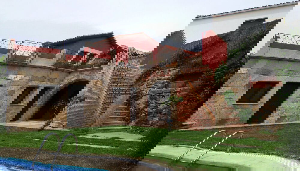 Primary image