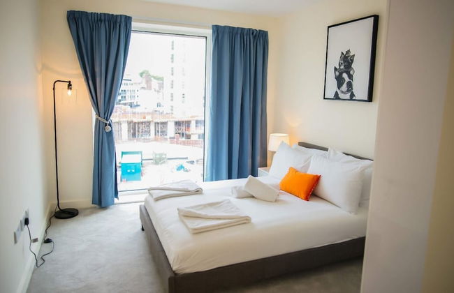 Thames View 2 Bed Apartment With Balcony - Foto 10