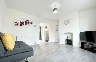 Photo 1 - Worksop Newly Refurbished 2-bedroom House