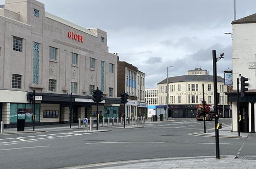 Photo 21 - Beautiful 1-bed Apartment in Stockton-on-tees