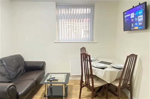 Photo 8 - Beautiful 1-bed Apartment in Stockton-on-tees