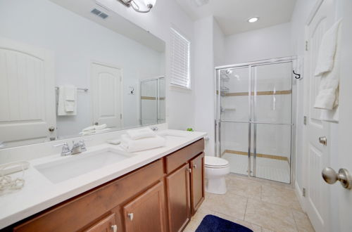 Foto 32 - 5 Bedroom 5 Bathroom Solterra Resort Luxury Villa