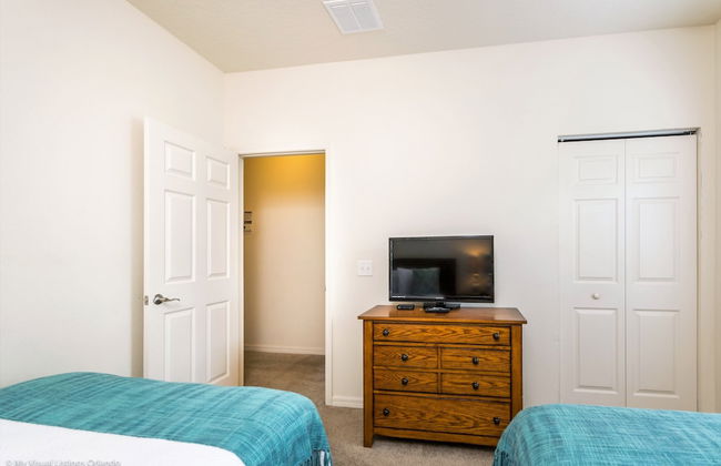 Lucaya Village Resort 4 Bdrm - Photo 7