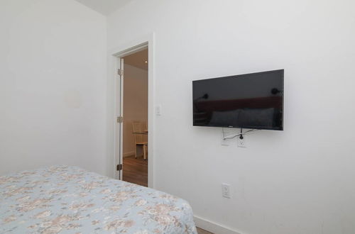 Photo 9 - Beautiful 2br, South Beach