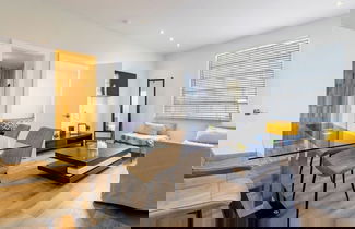 Photo 2 - Beautiful 2br, South Beach