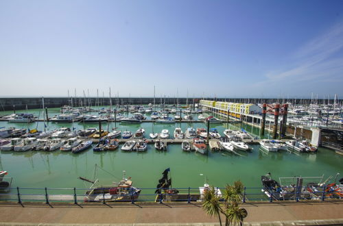 Photo 16 - Britannia Harbour View Parking by Brighton Holiday Lets