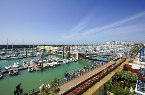 Photo 1 - Britannia Harbour View Parking by Brighton Holiday Lets