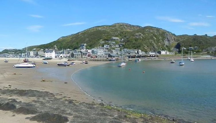 Photo 1 - Seaview Paradise 1-bed Apartment Barmouth