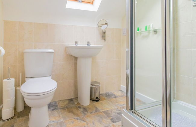 House of Emperor by Your Lettings UK - Foto 10