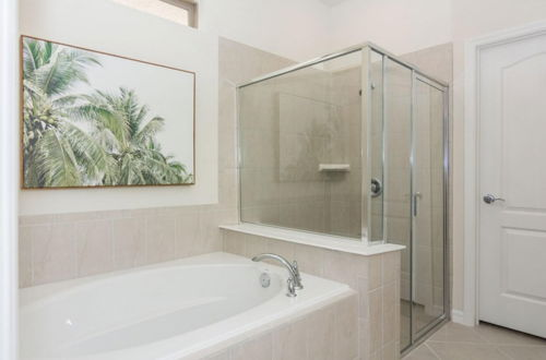 Foto 41 - Fabulous Single Home w/ Pool at Solterra Resort