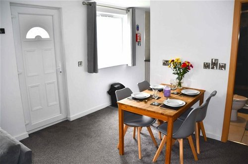 Photo 1 - Beautiful 2-bed Apartment in Ilfracombe