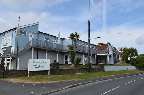 Photo 13 - Beautiful 2-bed Apartment in Ilfracombe