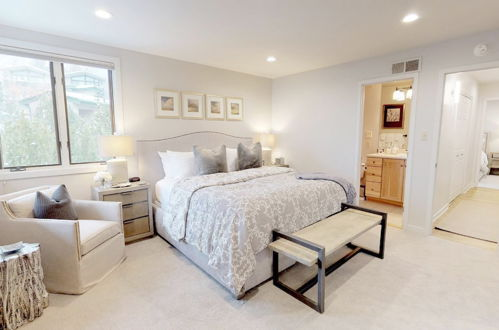 Photo 13 - Tamarack Townhomes - CoralTree Residence Collection