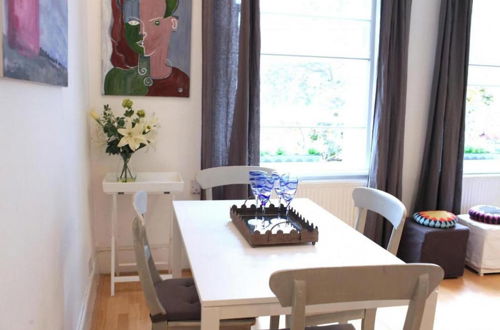 Photo 20 - Trendy 2BD Flat in West Hampstead