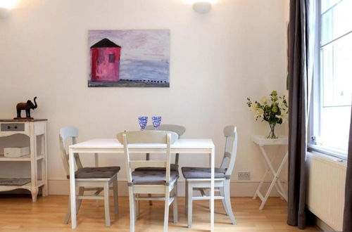 Photo 19 - Trendy 2BD Flat in West Hampstead