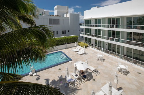 Photo 75 - Fontainebleau Miami Beach Private Luxury Suites