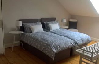 Photo 3 - 4 Bedroom Clock Tower Apartment in Central Edinburgh