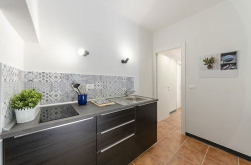 Photo 15 - Altido Pretty House in Vernazza Yard Apartment