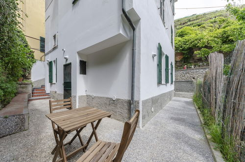 Photo 25 - Altido Pretty House in Vernazza Yard Apartment