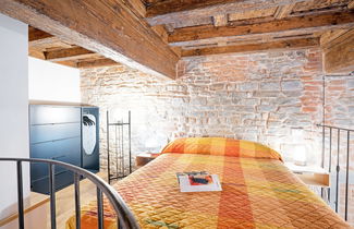 Photo 3 - Florence Oltrarno Duplex Apartment