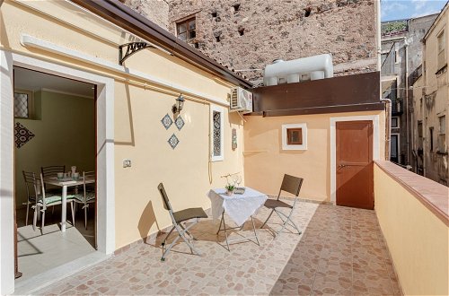Photo 1 - Catania Central Apartment with Terrace