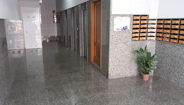 Entrada (vista interior)