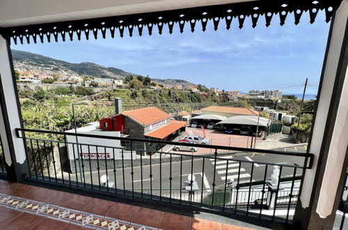 Photo 32 - Classic Tranquil Madeiran 4-bedroom Villa Funchal