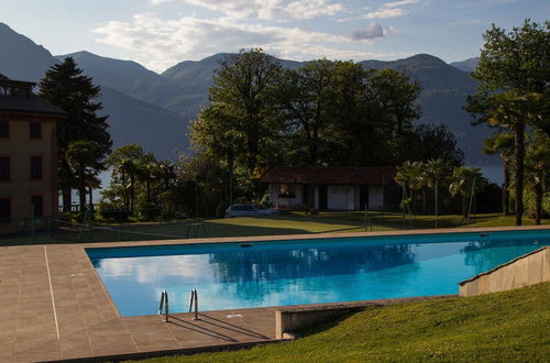 Photo 20 - Residenza due Laghi Pool Lake View