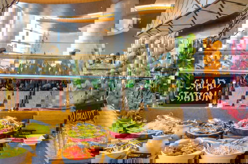 Photo 58 - Swissotel Living Al Ghurair