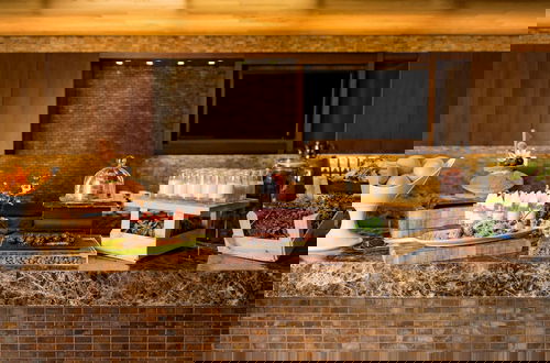 Photo 61 - Swissotel Living Al Ghurair