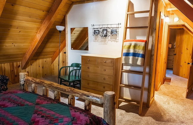 Red House - Minutes to Shaver Lake! - Foto 2