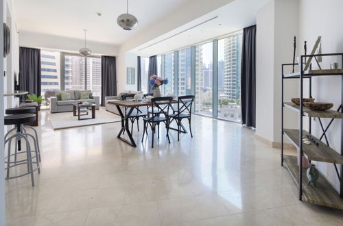 Foto 11 - Spacious 2BR Dubai Marina Apartment, Amazing Location