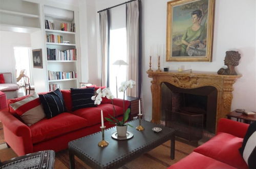 Photo 2 - La Camelia an Elegant and Extravagant 2 Bedroom Apartment