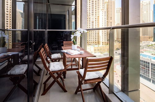 Photo 2 - Sophisticated 2BR in Dubai Marina - Your Dream Destination
