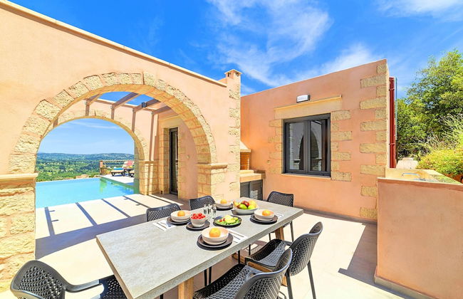 Villa Vardis Heated Pool - Photo 32