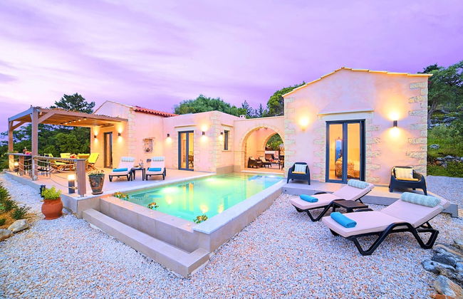 Villa Vardis Heated Pool - Photo 24