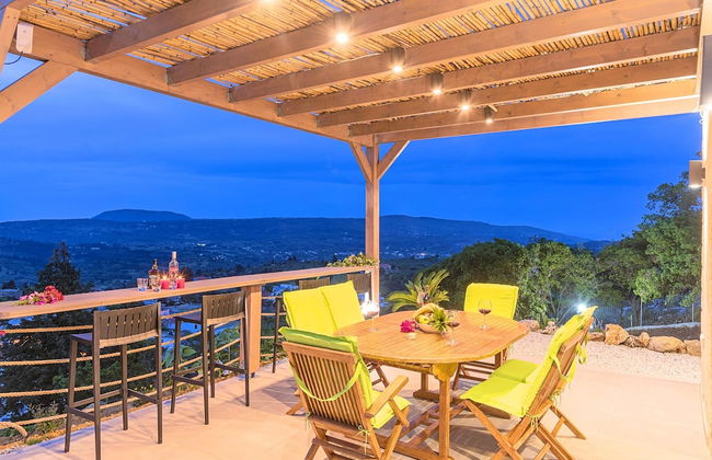 Villa Vardis Heated Pool - Photo 14