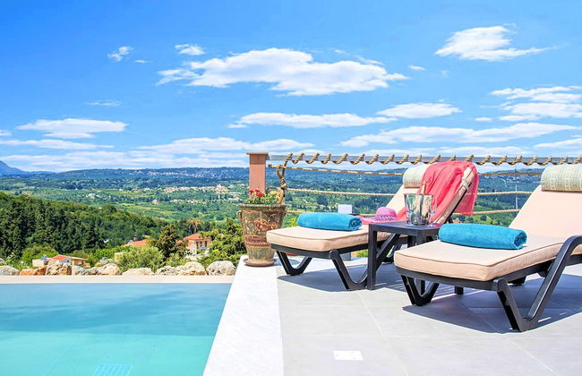 Villa Vardis Heated Pool - Photo 34