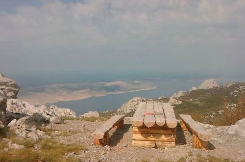 Photo 9 - Seaside Holiday Home in Starigrad With Garden and Balcony