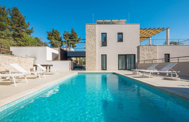 Luxury Villa Juliet with Heated Pool - Foto 1
