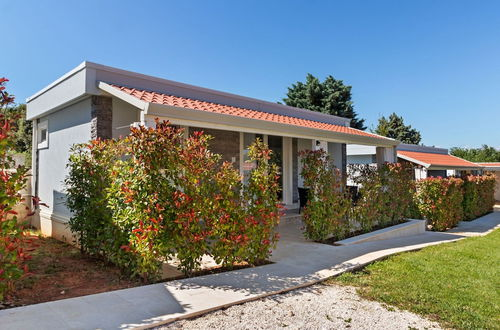 Photo 29 - Appealing Mobile Home in Banjole With Garden