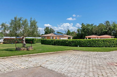 Photo 32 - Appealing Mobile Home in Banjole With Garden