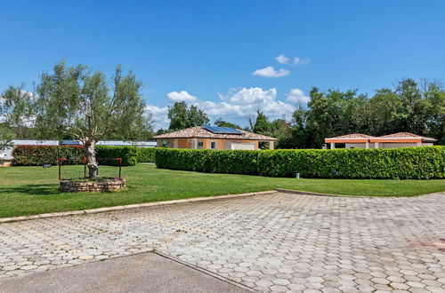 Photo 35 - Appealing Mobile Home in Banjole With Garden