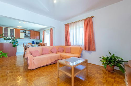 Photo 10 - Mare - Comfortable Apartment - A1